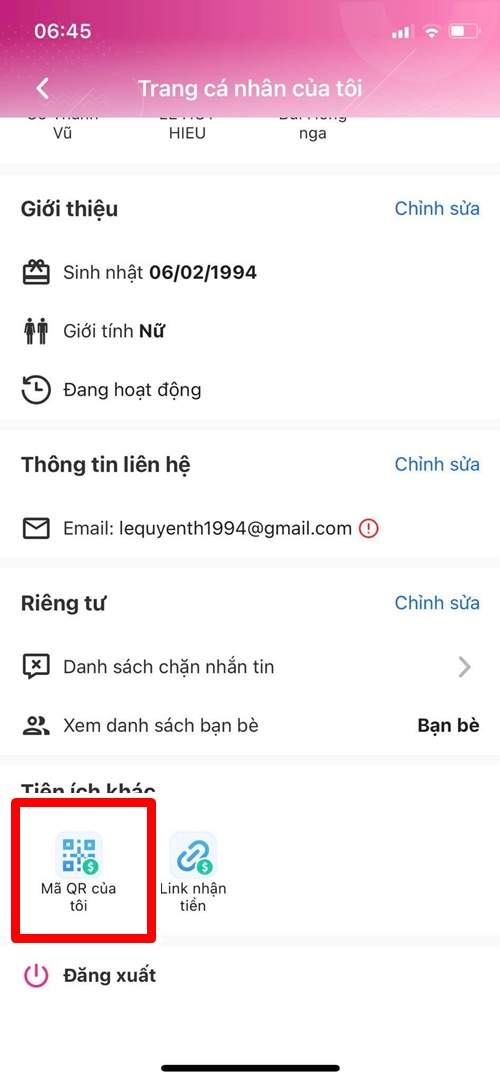 Nhập tiền và đưa mã cho nhân viên