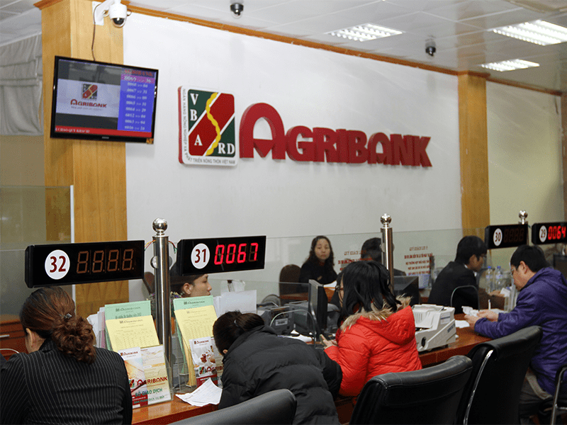 Rút sổ tiết kiệm tại chi nhánh Agribank
