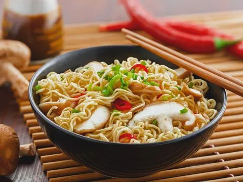 chat cam trong thuc pham