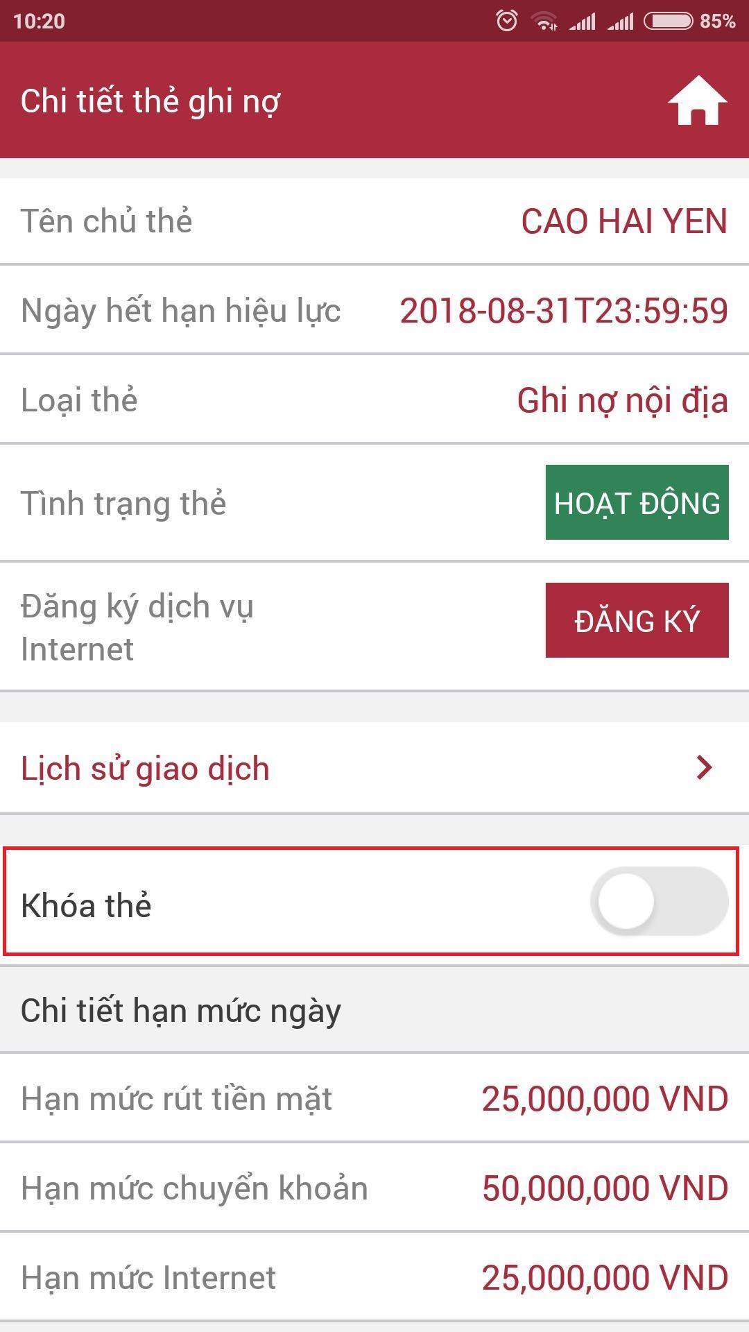 Gạt thanh công cụ để khóa thẻ 