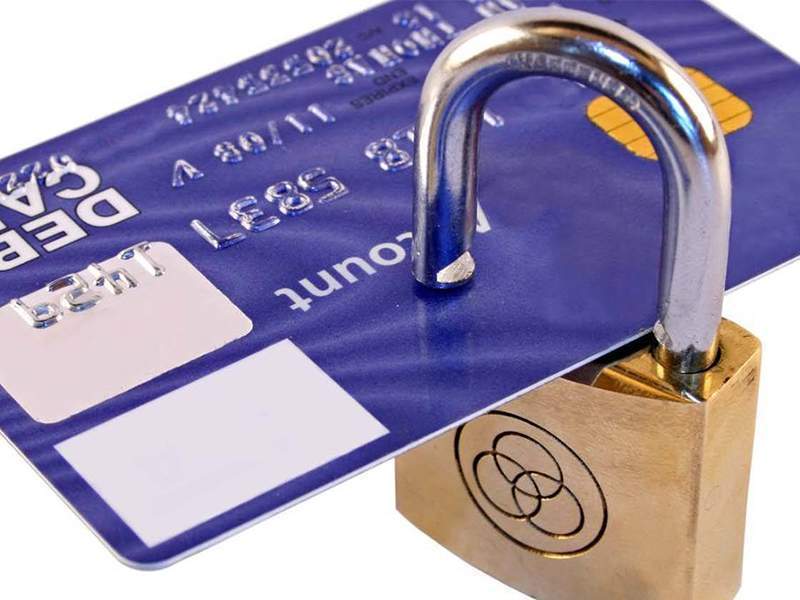 Thẻ ATM để lâu không sử dụng sẽ bị khóa