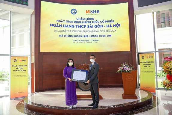 SHB giao dịch trên sàn HOSE