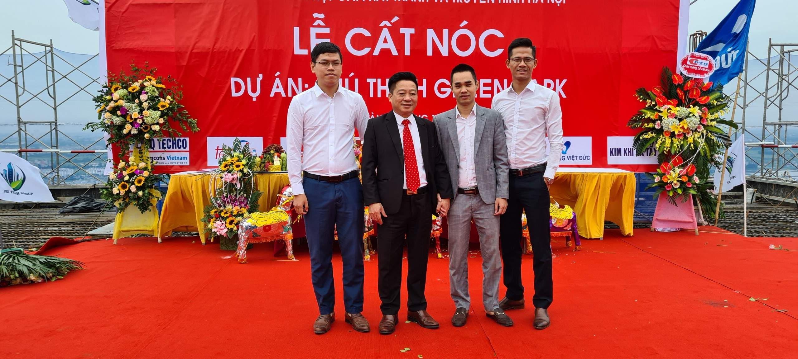 Thế nào gọi là cất nóc nhà?