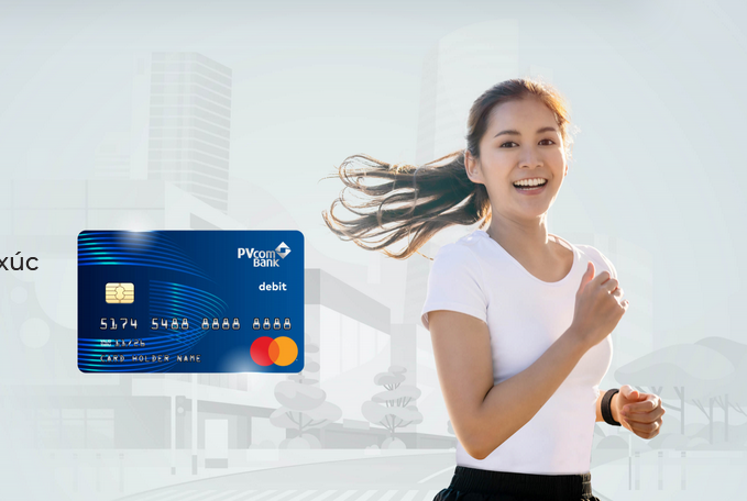 Khóa thẻ trực tiếp tại quầy giao dịch