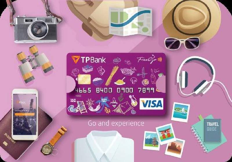 Khóa thẻ tín dụng tại quầy 