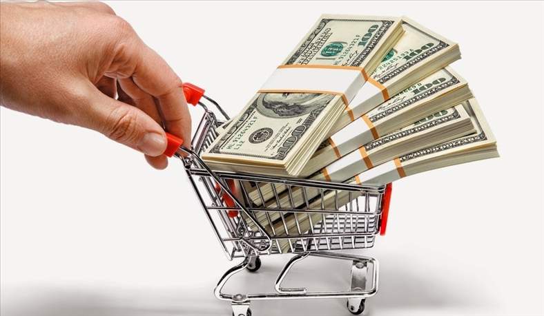 Không nên vay tiêu dùng khi bạn đang tiết kiệm với mức lương 10 triệu 