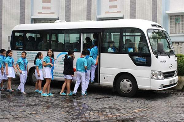 Làm vé xe bus tháng để tiết kiệm